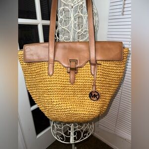 MICHAEL KORS SHOULDER BAG